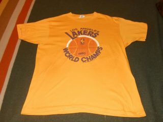 Vintage Los Angeles Lakers 1980 World Champs Shirt Size L
