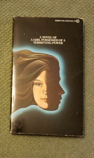 Carrie Stephen King Signet 1st Edition Of 1st Paperback 1975