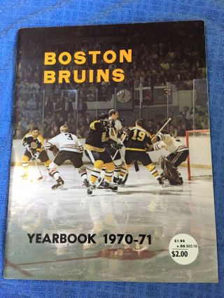 Boston Bruins 1970 - 71 Stanley Cup Champions Yearbook,  Bobby Orr,  Esposito,  Cheevers