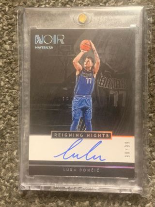 2018 - 19 Noir Basketball Luka Doncic Reigning Nights Rookie Auto 98/99