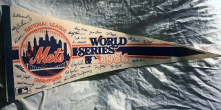 Vintage 1986 York Mets Baseball World Series Champions Souvenir Pennant