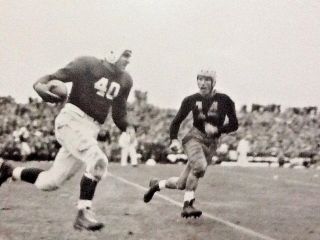 Green Bay Packers (circa 1938 - 45),  Don Hudson Gameday Photograph