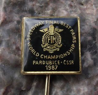 1987 Fim Pardubice Motorcycle Federation Speedway World Championships Pin Badge