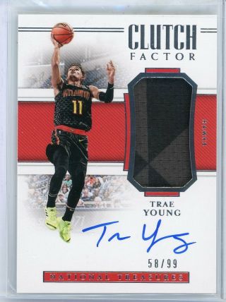 2018 - 19 Panini National Treasures Clutch Factor Trae Young Rookie Auto /99 Es