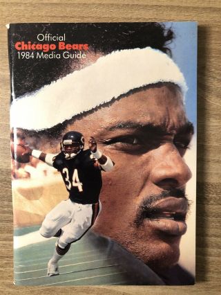 1984 Chicago Bears Yearbook Media Guide Walter Payton Mike Ditka George Halas