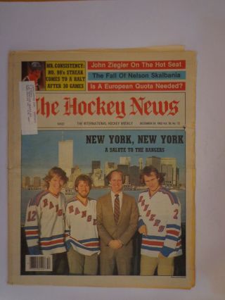 The Hockey News December 24,  1982 Vol.  36 No.  12 Maloney Rogers Laidlaw Dec 