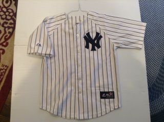 Derek Jeter 2 York Yankees Majestic Stitched Jersey Sz Youth M (10/12)