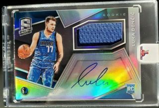 2018 - 19 Spectra Luka Doncic Rookie Patch Auto Silver Prizm 241/299