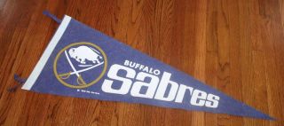 Vintage 1970 Buffalo Sabres Nhl Hockey Pennant Flag 29 "