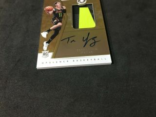 2018 - 19 Panini Opulence Trae Young 3CLR RPA 71/79 RC Patch Auto Hawks 2