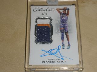 2018 - 19 Panini Flawless Encased Vertical Patch Auto Deandre Ayton 16/25