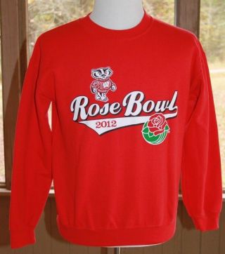 Gildan Size Medium Wisconsin Badgers 2012 Rose Bowl Crew Neck Sweatshirt (ab)