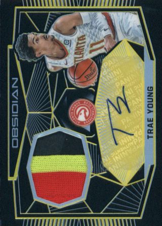 2018 - 19 Obsidian Trae Young Gold Rookie Patch Autograph 