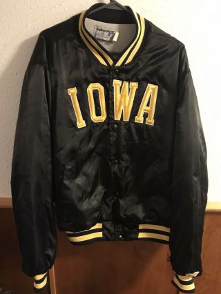 Vintage Iowa Hawkeyes Satin Jacket Mens Xl Swingster Black Yellow Coat Usa Snap