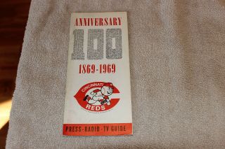 1969 Cincinnati Reds Baseball Media Guide