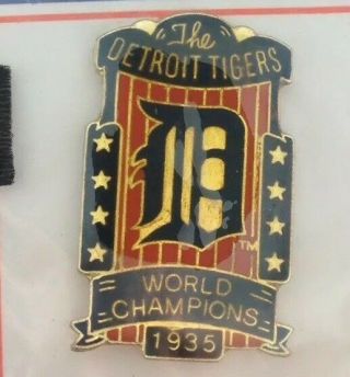 Vintage Detroit Tigers Lapel Pin On Card