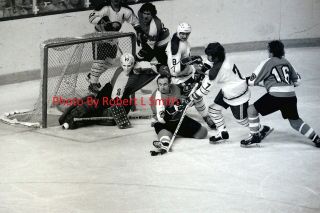 Buffalo Sabres Rick Martin Philadelphia Flyers Bernie Parent Photo 1975