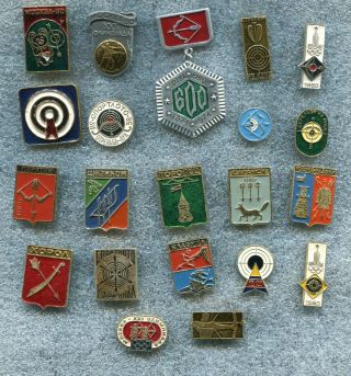 Russia Ussr Archery Sport Sumbolic 21 Pin Badge Medal