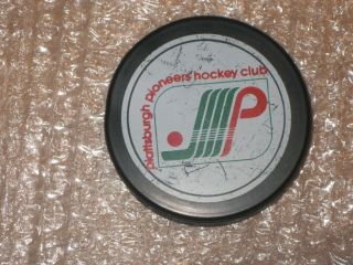 Rare Plattsburgh Pioneers Hockey Club Puck Lhjmq - Qmjhl 17 Games 1984 - 1985