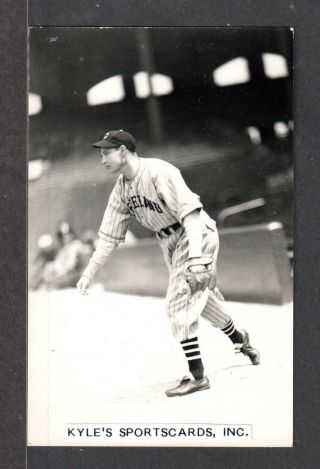 Joe Heving Cleveland Indians Unsigned 3 - 3/8 X 5 - 3/8 Real Photo Postcard 3