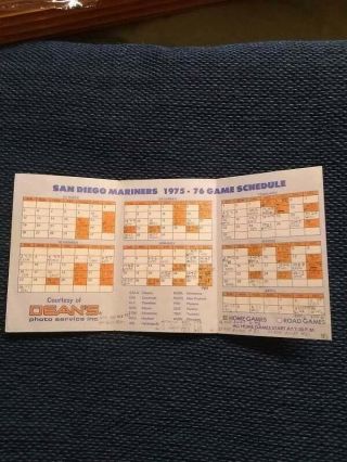 1975 - 76 San Diego Mariners (WHA) Dean ' s Photo Service hockey pocket schedule 2