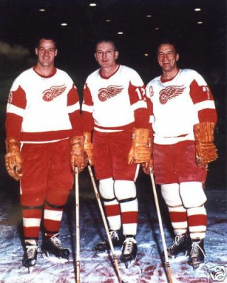 Gordie Howe Sid Abel Ted Lindsay Detroit Red Wings Production Line 1947 In Color