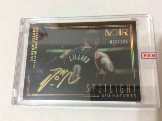 2016 - 17 Noir Spotlight Signature Horizontal Damian Lillard 22/125 Autograph Auto