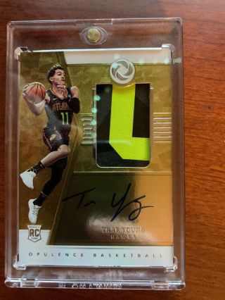 2018 - 19 Opluance Trae Young Patch Auto 4/79