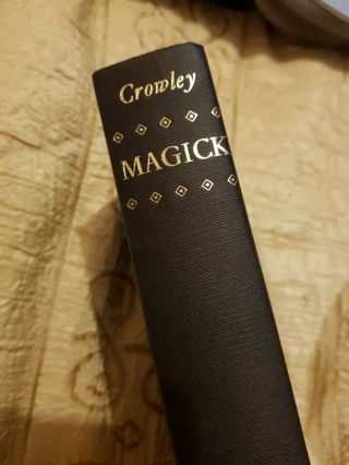 Aleister Crowley Magick Book VGC witchcraft /wiccan /pagan.  very good read 2