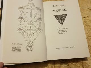 Aleister Crowley Magick Book VGC witchcraft /wiccan /pagan.  very good read 3