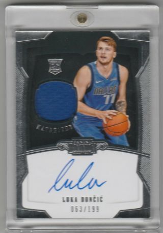 2018 - 19 Panini Dominion Luka Doncic On Card Jersey Auto Autograph Rookie Rc /199