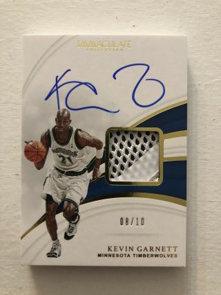 2018 - 19 Immaculate Kevin Garnett Sneaker Swatch Signatures Relic Auto 08/10