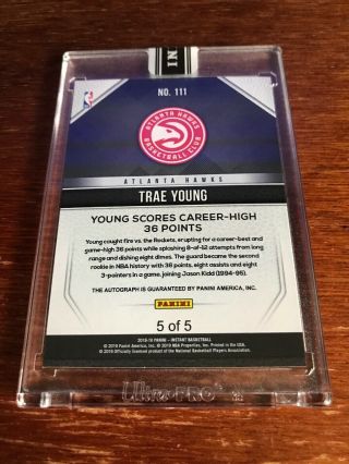 2018 - 19 Panini Instant NBA Trae Young Encased Auto TRUE RC 111 Serial ' d 5/5 3