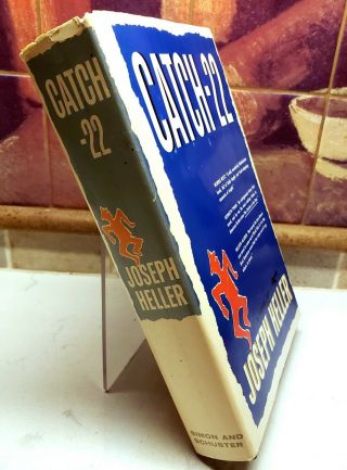 Joseph Heller,  Catch - 22,  Vintage Book Club Edition w/ Dust Jacket (1961) 3