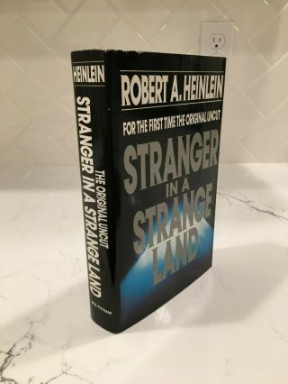 1991 " Stranger In A Strange Land " By Robert A.  Heinlein