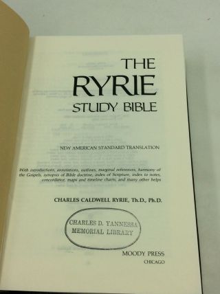 THE RYRIE STUDY BIBLE by Charles Caldwell Ryrie - 1978 NAS translation,  index/map 2