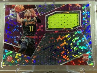 2018 - 19 Spectra Trae Young Rookie Patch Auto Rpa Rc Jersey Autograph /25 Pink