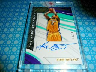 2017/18 Absolute Basketball Precision Signatures Card Ps - Kb Kobe Bryant 03/10