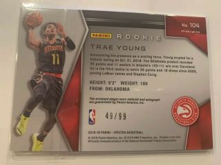 2018 - 19 Panini Spectra Blue Trae Young Rookie Patch Auto 49/99 RPA Atlanta Hawks 2