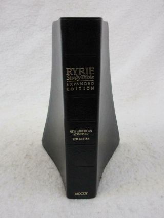 Ryrie Study Bible Expanded Edition Nasb 1995 Update Moody Press,  Chicago