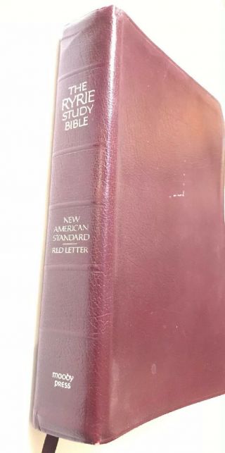 Vintage Ryrie Study Bible American Standard Red Letter.  1978 Leather Bound