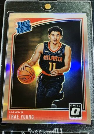 2018 - 19 Panini Optic Holo Trae Young Hawks Rookie Pack Fresh Rc Fotl Sp Invest