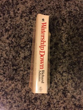 Watership Down By Richard Adams,  First Avon Paperback Edition/1st Printing 1975 2