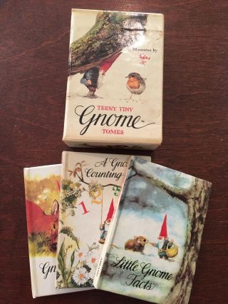 Teeny Tiny Gnome Tomes Book Set In Case By Harry N.  Abrams,  Inc. ,  1981,  Hc - Exc