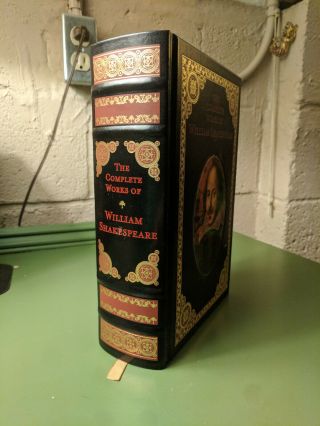The Complete Of Shakespeare - Leather - Barnes & Noble - 1994 - Like
