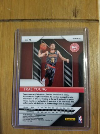 2018 - 19 Panini Prizm Choice Trae Young Blue Green Yellow Rookie Rc Hawks 2