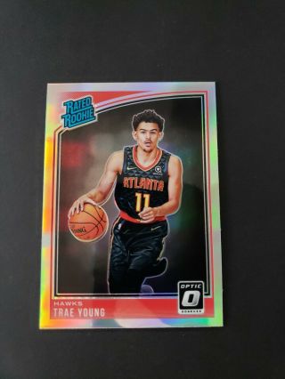 Trae Young 2018 - 19 Optic Silver Holo Rated Rookie 198 Hawks Panini Rc