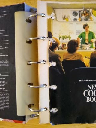1981 Better Homes and Gardens Cookbook 9th Edition Plaid Cover 5 Ring Binder 2