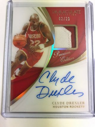 Clyde Drexler /20 2019 Panini Immaculate Acetate Premier Auto Patch 2