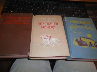 Trixie Belden Secret Of The Mansion,  Red Trailer 1 - 2 - 3 Early Ed.  Gatehouse